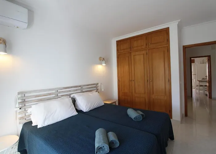 Beauty By The Sea 알부페이라